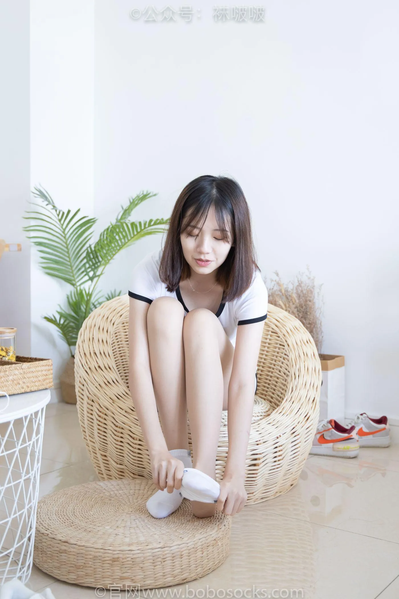 [BoBoSocks袜啵啵]NO.026 小甜豆-体操服、空军一号、白棉袜、肉丝 [149P]插图2